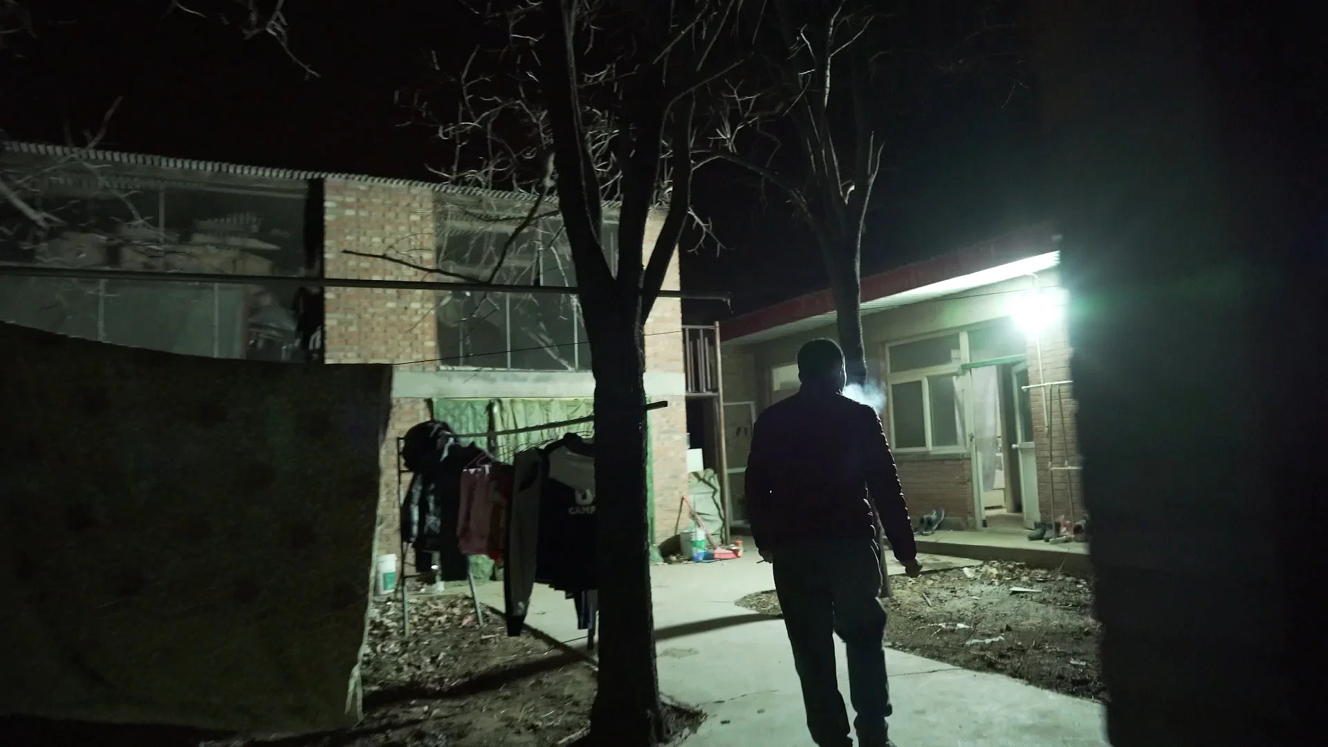 Migrant worker Wei Xiaoqiang outside his dormitory in Beijing's Tongzhou district, near the Majuqiao short-term labour market. Photo: Danson Cheong.